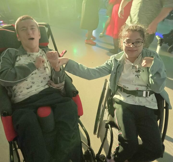 Zabawa andrzejkowa w PDP była …